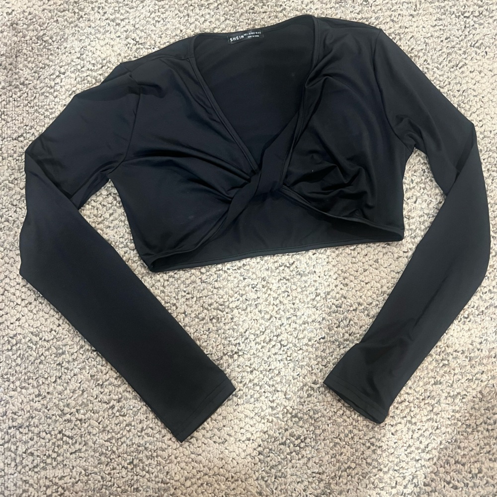 Black long sleeve knot top